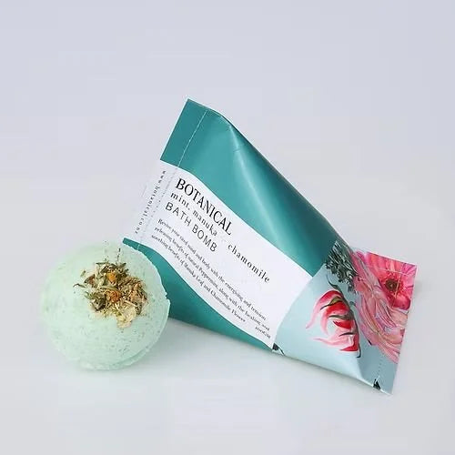 Botanical Skincare mint & manuka bath bomb with packaging