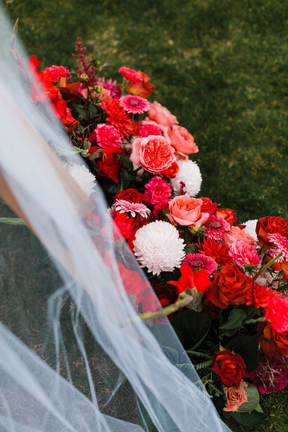 Jessie and Jay's wedding florals at Kotere Estate